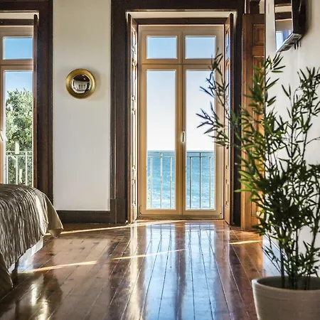 The Seafront Manor By The Getaway Collection