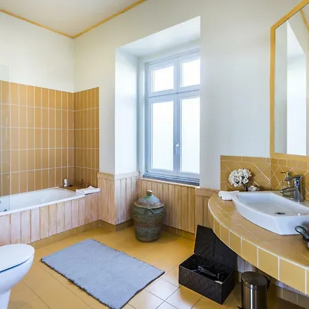 Villa The Seafront Manor By The Getaway Collection Cascais