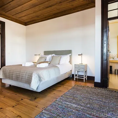 Villa The Seafront Manor By The Getaway Collection *