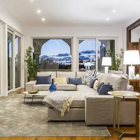 The Seafront Manor By The Getaway Collection Villa